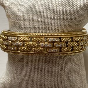 Judith Ripka RARE Vintage 18k Gold & Diamond Hinged Bangle Bracelet